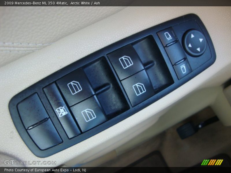 Arctic White / Ash 2009 Mercedes-Benz ML 350 4Matic