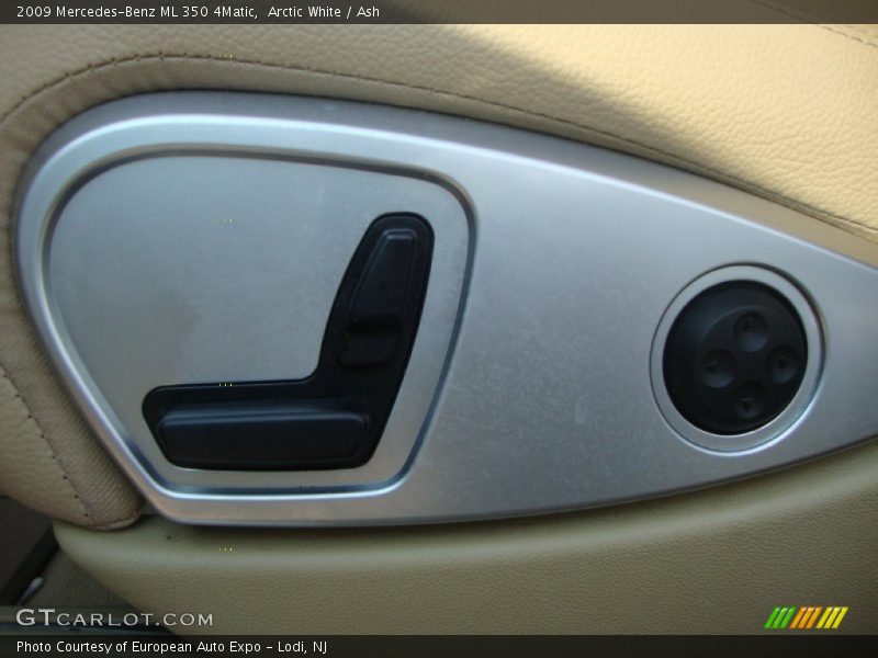 Arctic White / Ash 2009 Mercedes-Benz ML 350 4Matic
