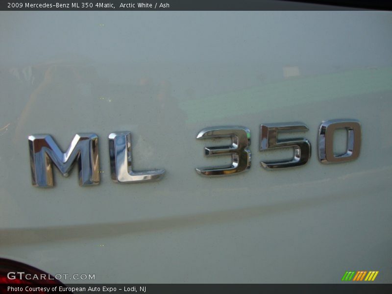 Arctic White / Ash 2009 Mercedes-Benz ML 350 4Matic