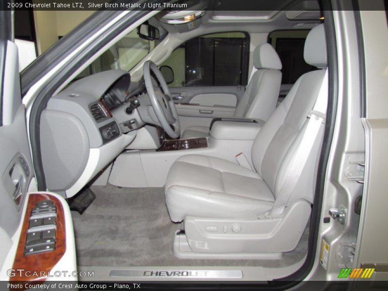  2009 Tahoe LTZ Light Titanium Interior