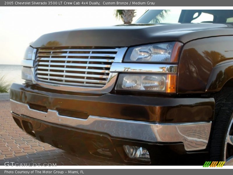 Custom Bronze / Medium Gray 2005 Chevrolet Silverado 3500 LT Crew Cab 4x4 Dually