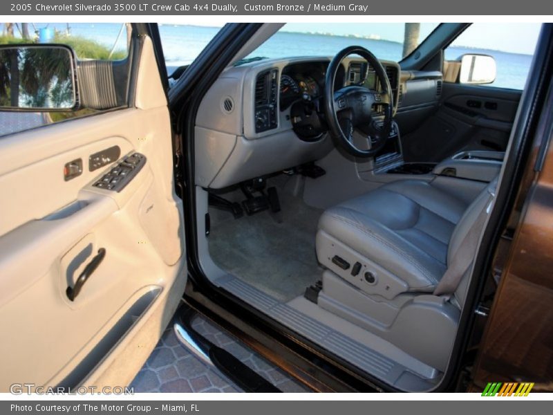  2005 Silverado 3500 LT Crew Cab 4x4 Dually Medium Gray Interior