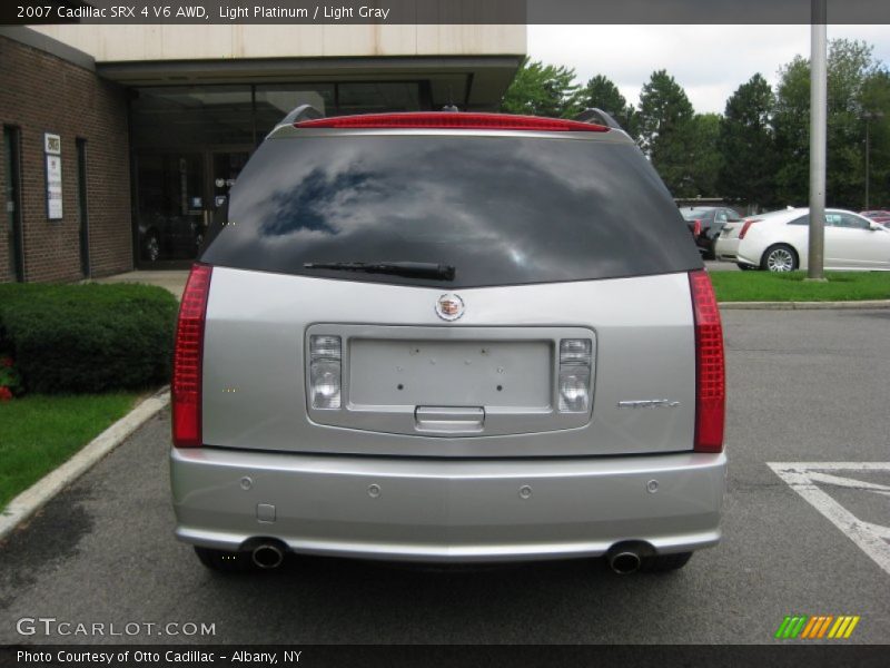Light Platinum / Light Gray 2007 Cadillac SRX 4 V6 AWD