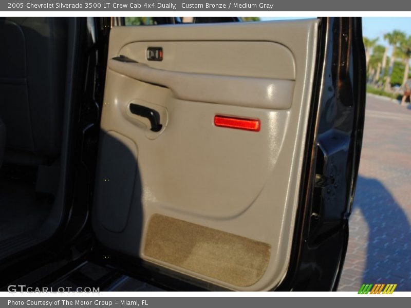 Custom Bronze / Medium Gray 2005 Chevrolet Silverado 3500 LT Crew Cab 4x4 Dually