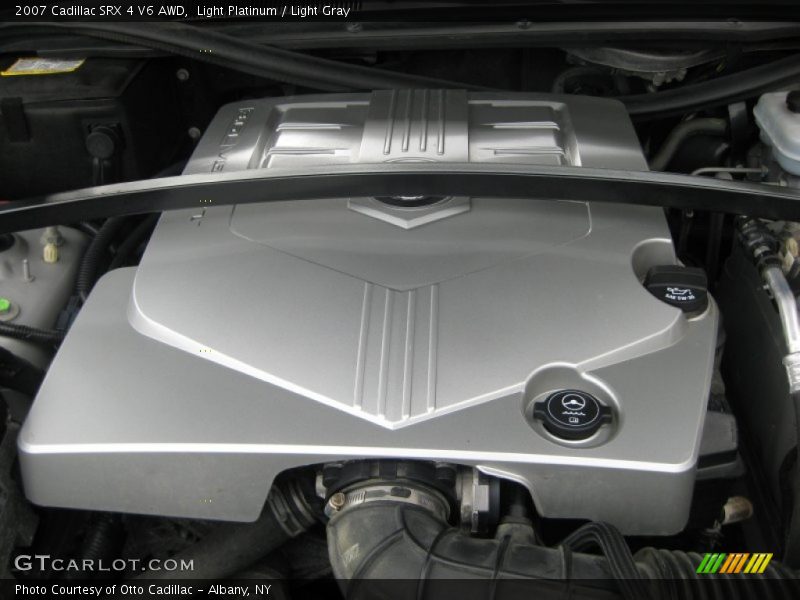 Light Platinum / Light Gray 2007 Cadillac SRX 4 V6 AWD