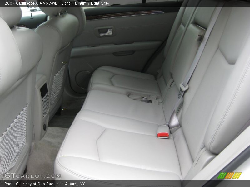Light Platinum / Light Gray 2007 Cadillac SRX 4 V6 AWD