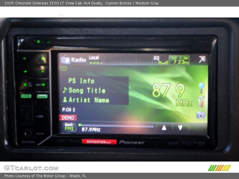 Custom Bronze / Medium Gray 2005 Chevrolet Silverado 3500 LT Crew Cab 4x4 Dually