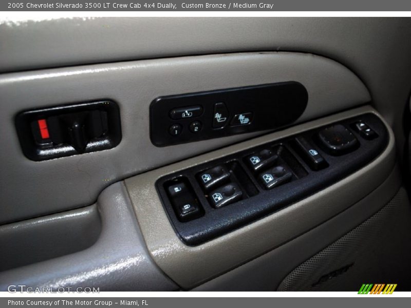 Custom Bronze / Medium Gray 2005 Chevrolet Silverado 3500 LT Crew Cab 4x4 Dually