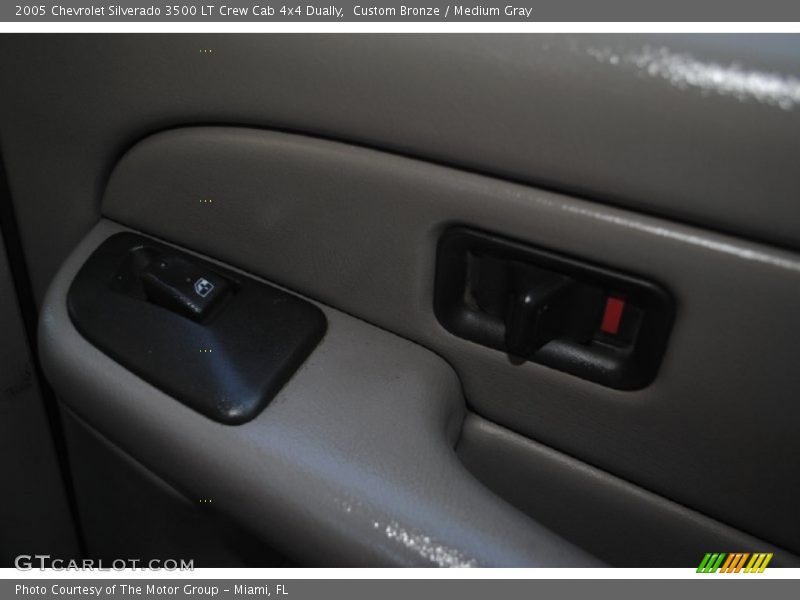 Custom Bronze / Medium Gray 2005 Chevrolet Silverado 3500 LT Crew Cab 4x4 Dually