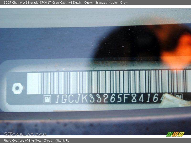 Custom Bronze / Medium Gray 2005 Chevrolet Silverado 3500 LT Crew Cab 4x4 Dually