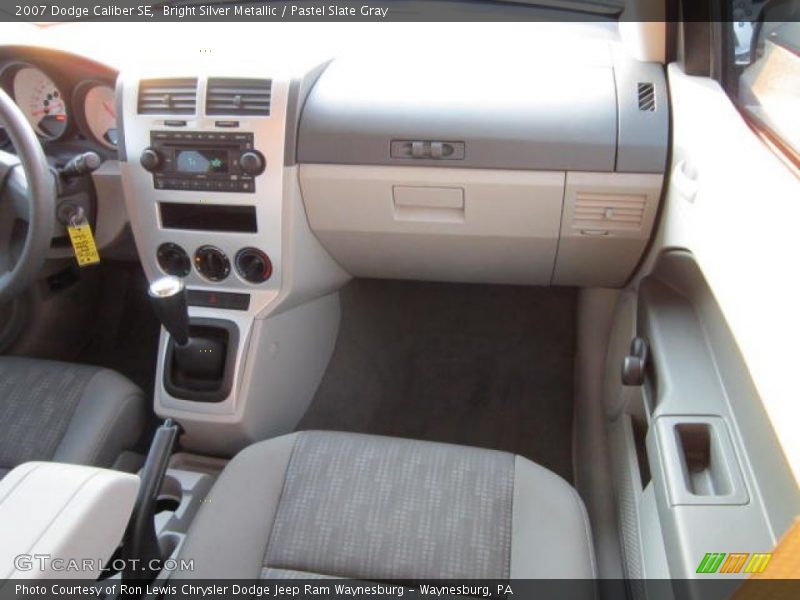 Bright Silver Metallic / Pastel Slate Gray 2007 Dodge Caliber SE