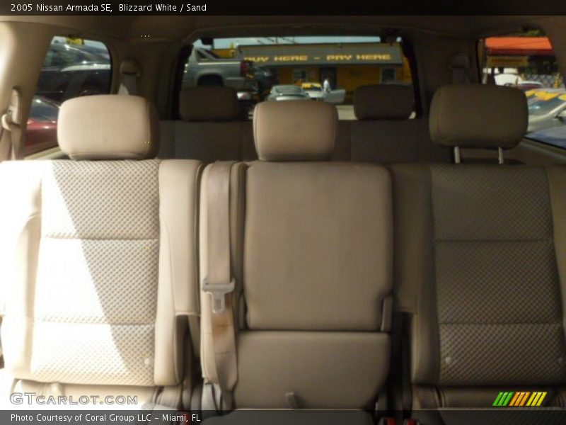 Blizzard White / Sand 2005 Nissan Armada SE