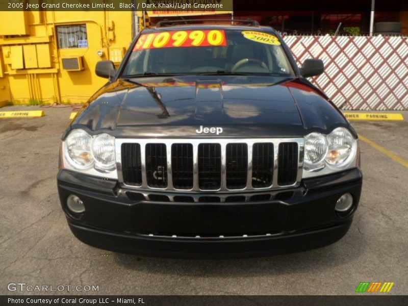 Black / Dark Khaki/Light Graystone 2005 Jeep Grand Cherokee Limited