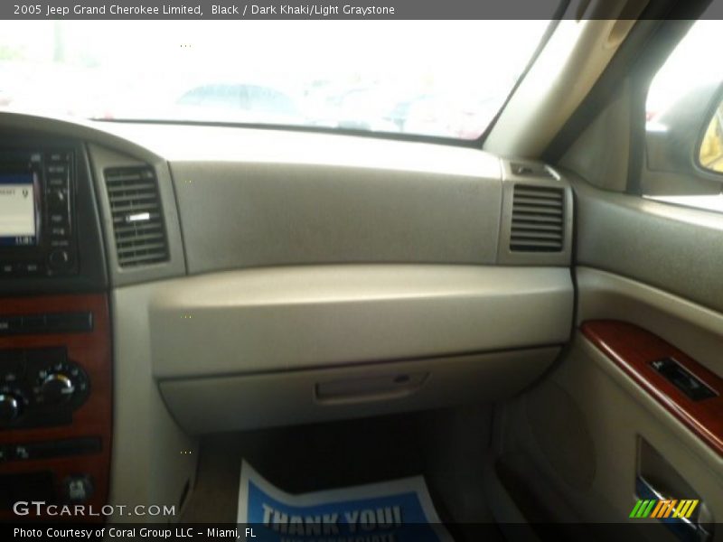 Black / Dark Khaki/Light Graystone 2005 Jeep Grand Cherokee Limited