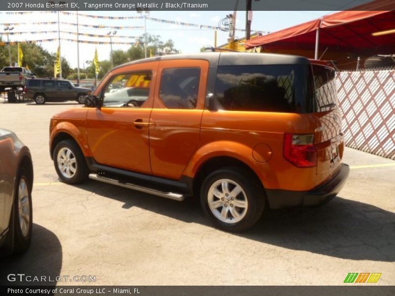 Tangerine Orange Metallic / Black/Titanium 2007 Honda Element EX