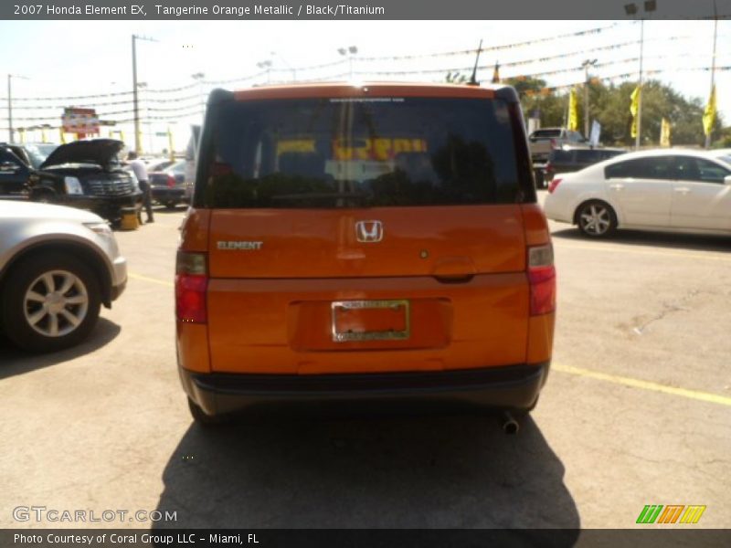 Tangerine Orange Metallic / Black/Titanium 2007 Honda Element EX