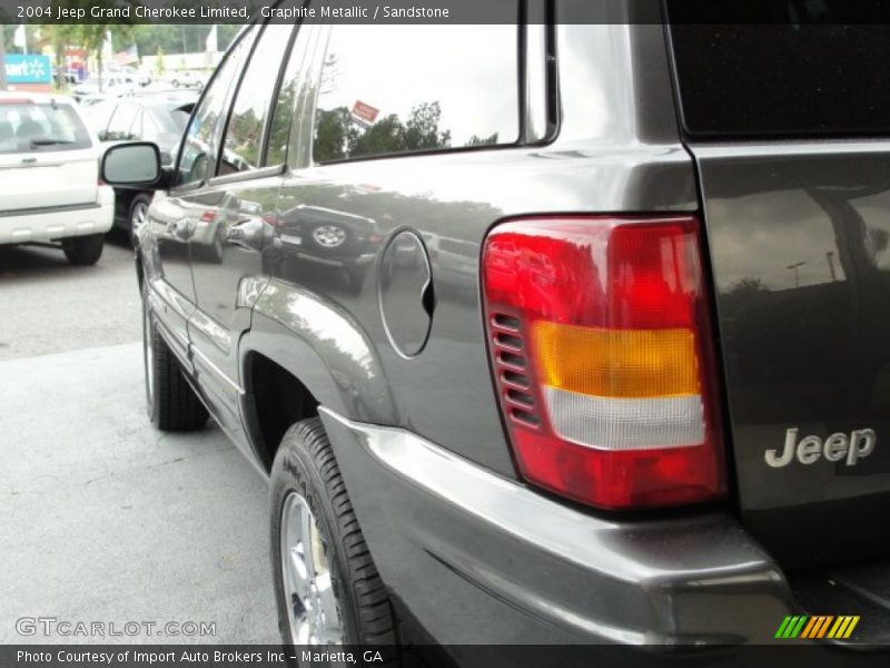 Graphite Metallic / Sandstone 2004 Jeep Grand Cherokee Limited