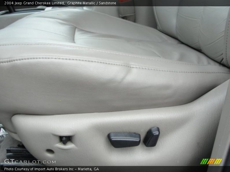 Graphite Metallic / Sandstone 2004 Jeep Grand Cherokee Limited