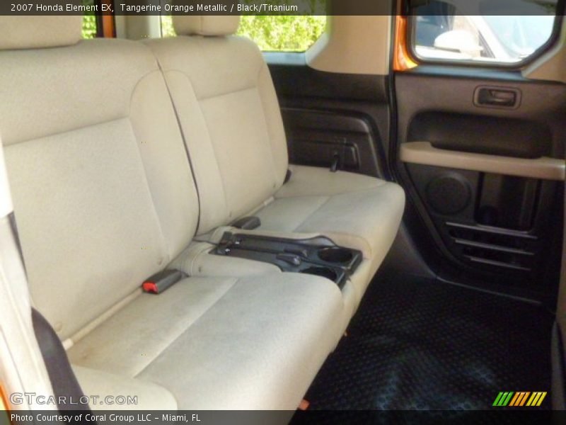 Tangerine Orange Metallic / Black/Titanium 2007 Honda Element EX