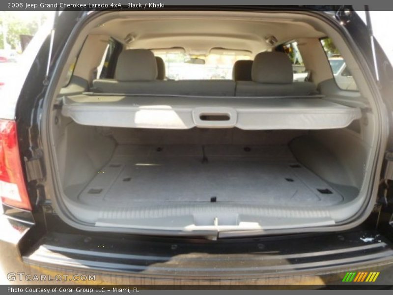 Black / Khaki 2006 Jeep Grand Cherokee Laredo 4x4
