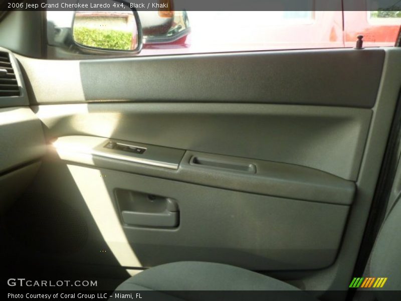 Black / Khaki 2006 Jeep Grand Cherokee Laredo 4x4