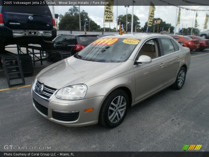Wheat Beige Metallic / Pure Beige 2005 Volkswagen Jetta 2.5 Sedan