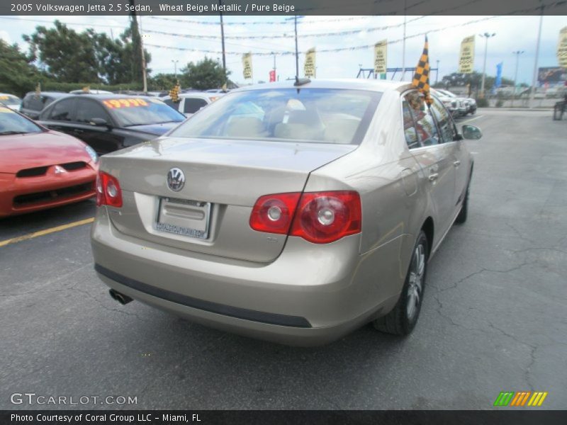 Wheat Beige Metallic / Pure Beige 2005 Volkswagen Jetta 2.5 Sedan