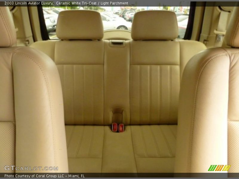 Ceramic White Tri-Coat / Light Parchment 2003 Lincoln Aviator Luxury