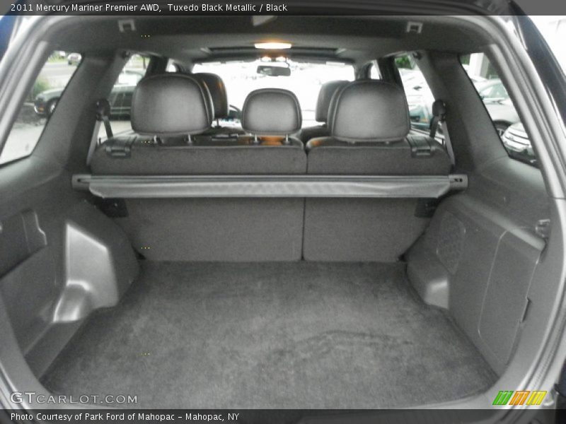  2011 Mariner Premier AWD Trunk