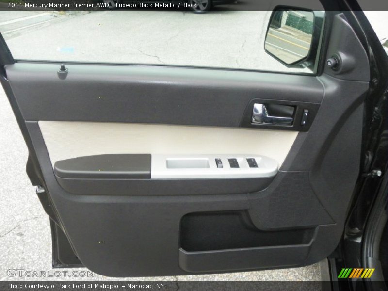 Door Panel of 2011 Mariner Premier AWD
