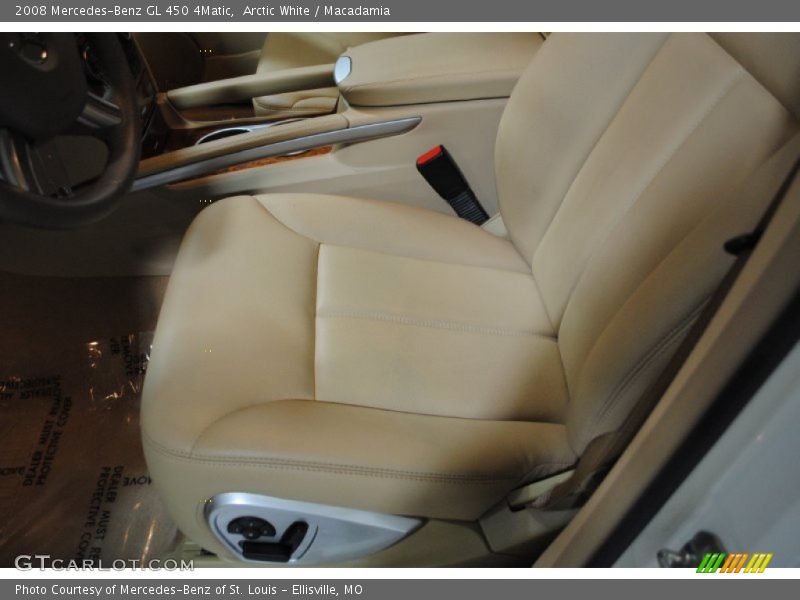 Arctic White / Macadamia 2008 Mercedes-Benz GL 450 4Matic