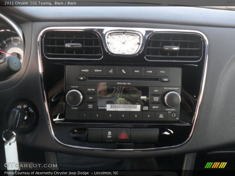 Black / Black 2011 Chrysler 200 Touring