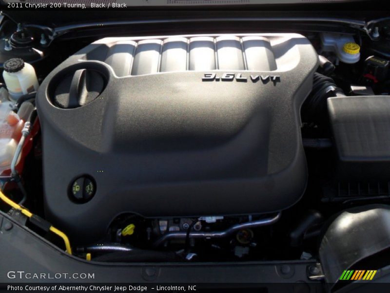 Black / Black 2011 Chrysler 200 Touring