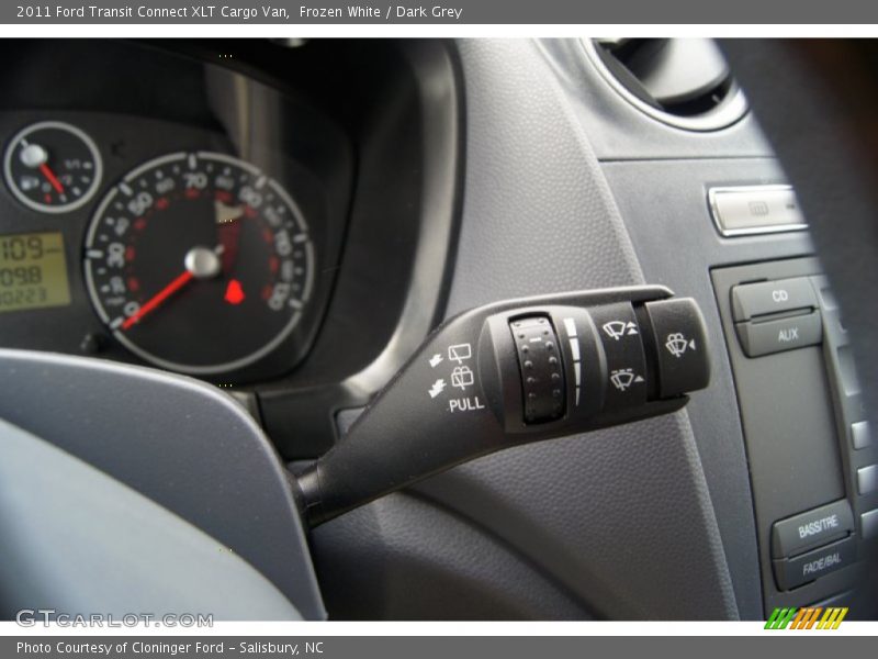Controls of 2011 Transit Connect XLT Cargo Van
