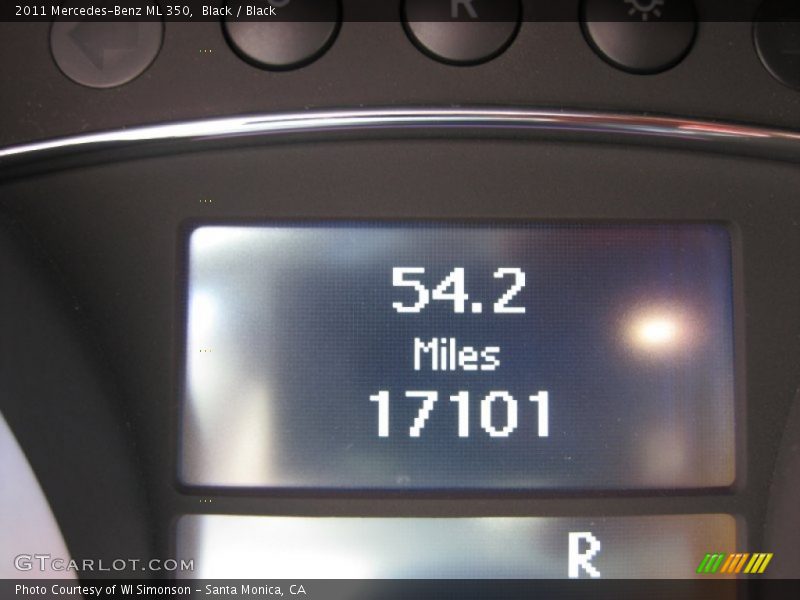 Black / Black 2011 Mercedes-Benz ML 350