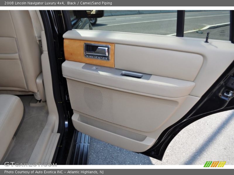 Black / Camel/Sand Piping 2008 Lincoln Navigator Luxury 4x4