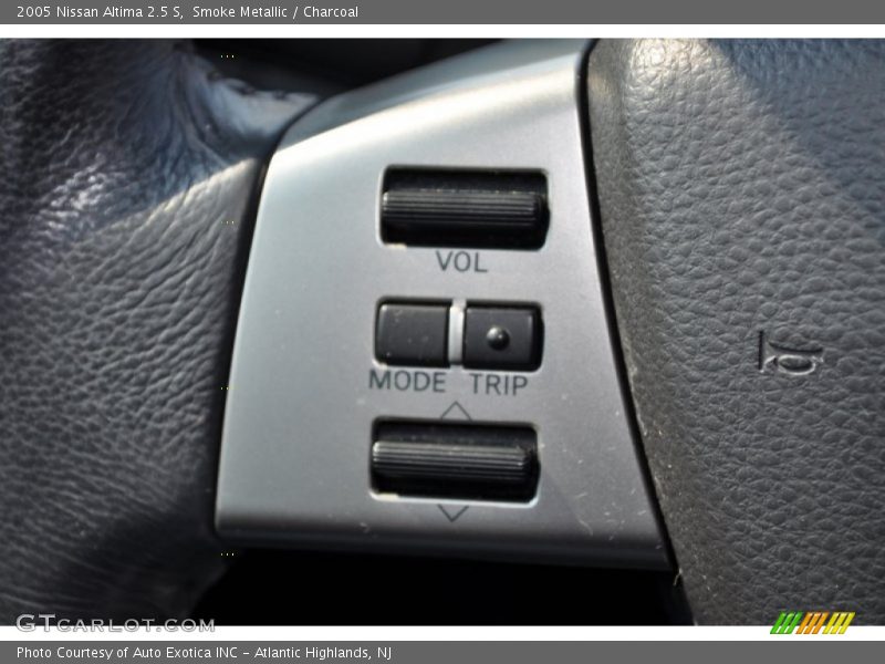 Smoke Metallic / Charcoal 2005 Nissan Altima 2.5 S