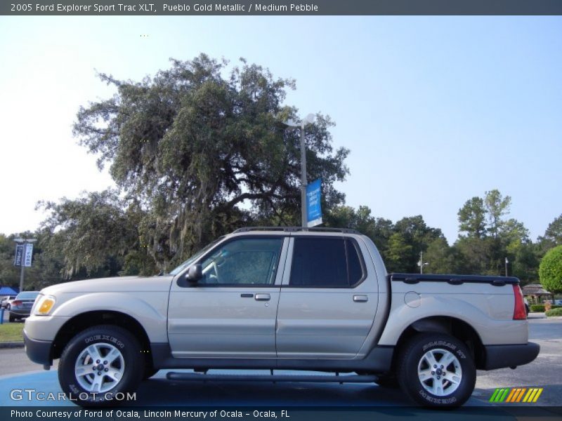 Pueblo Gold Metallic / Medium Pebble 2005 Ford Explorer Sport Trac XLT