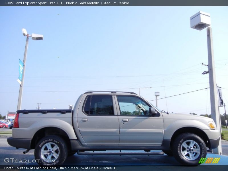 Pueblo Gold Metallic / Medium Pebble 2005 Ford Explorer Sport Trac XLT