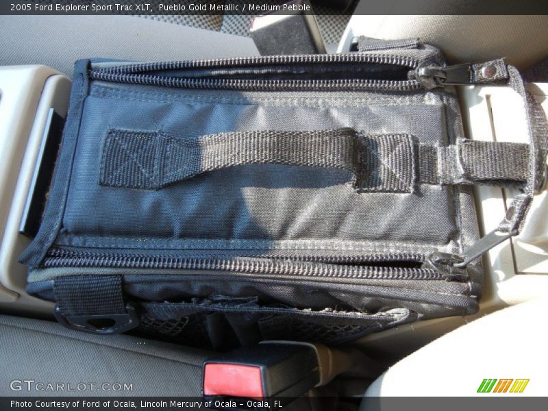 Pueblo Gold Metallic / Medium Pebble 2005 Ford Explorer Sport Trac XLT