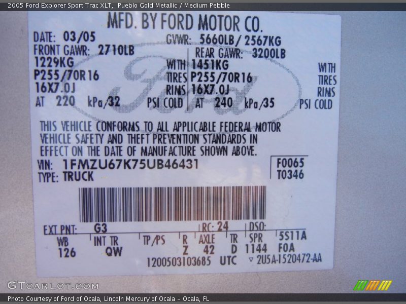 Pueblo Gold Metallic / Medium Pebble 2005 Ford Explorer Sport Trac XLT