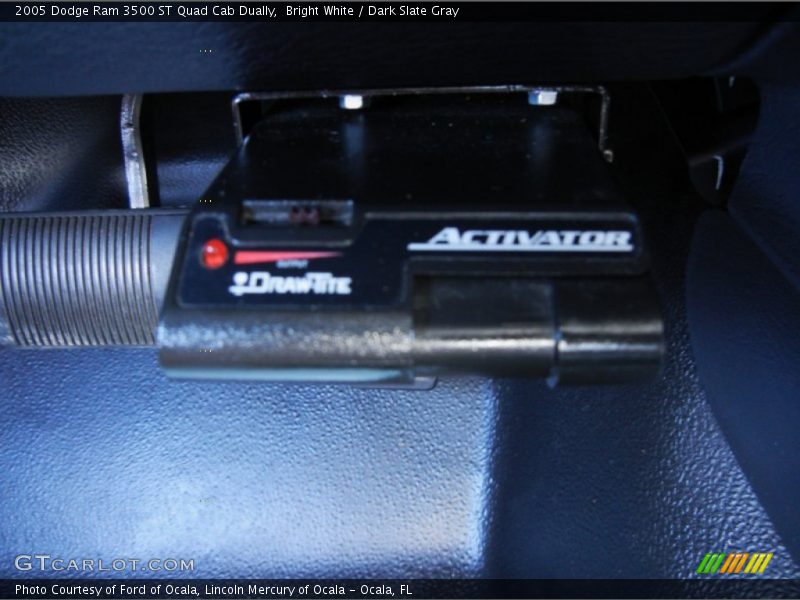 Bright White / Dark Slate Gray 2005 Dodge Ram 3500 ST Quad Cab Dually