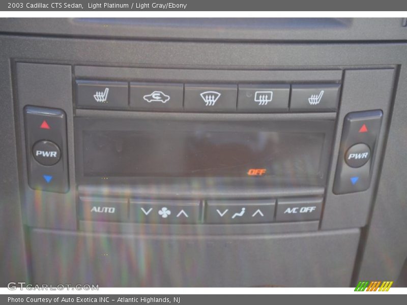 Light Platinum / Light Gray/Ebony 2003 Cadillac CTS Sedan