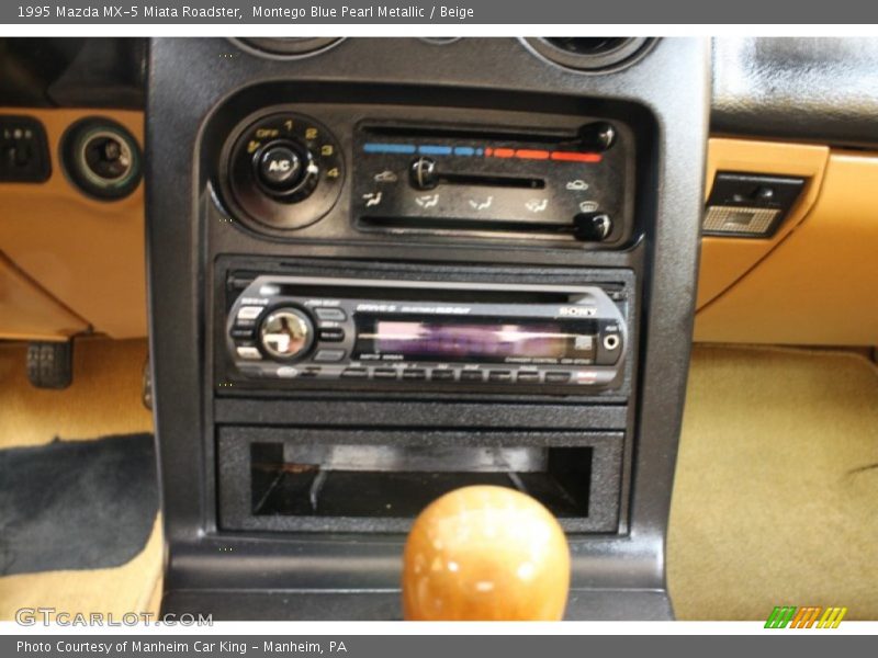 Controls of 1995 MX-5 Miata Roadster