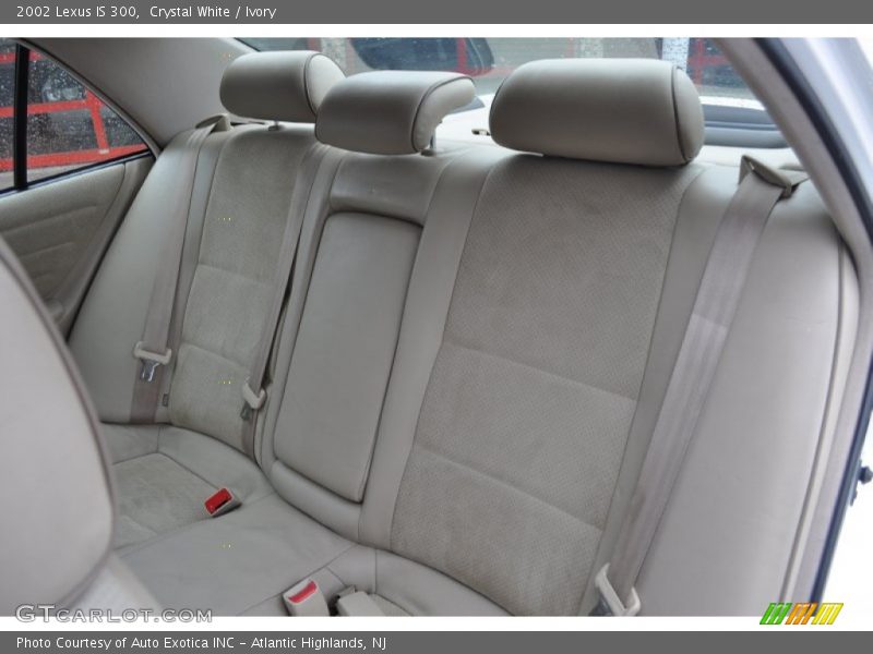 Crystal White / Ivory 2002 Lexus IS 300