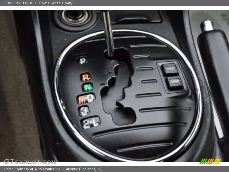 Crystal White / Ivory 2002 Lexus IS 300