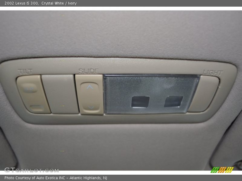 Crystal White / Ivory 2002 Lexus IS 300