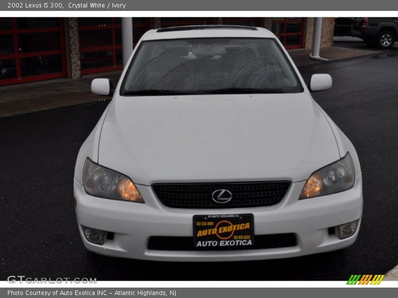 Crystal White / Ivory 2002 Lexus IS 300