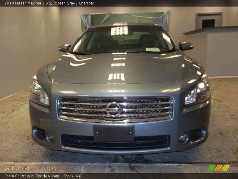 Ocean Gray / Charcoal 2010 Nissan Maxima 3.5 S