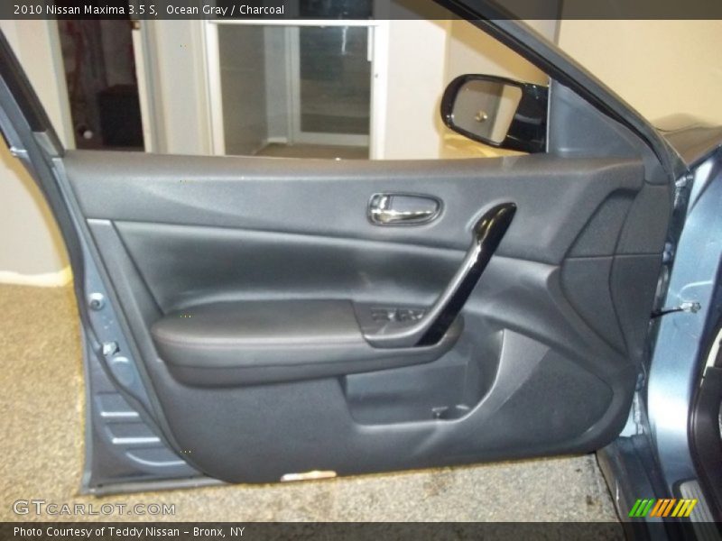 Ocean Gray / Charcoal 2010 Nissan Maxima 3.5 S